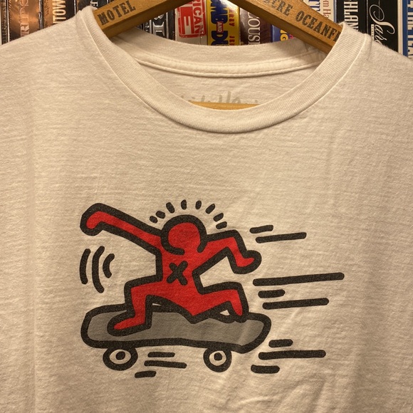 L. KEITH HARING LONG SLEEVE SKATEBOARD GUY - Picture 2 of 5